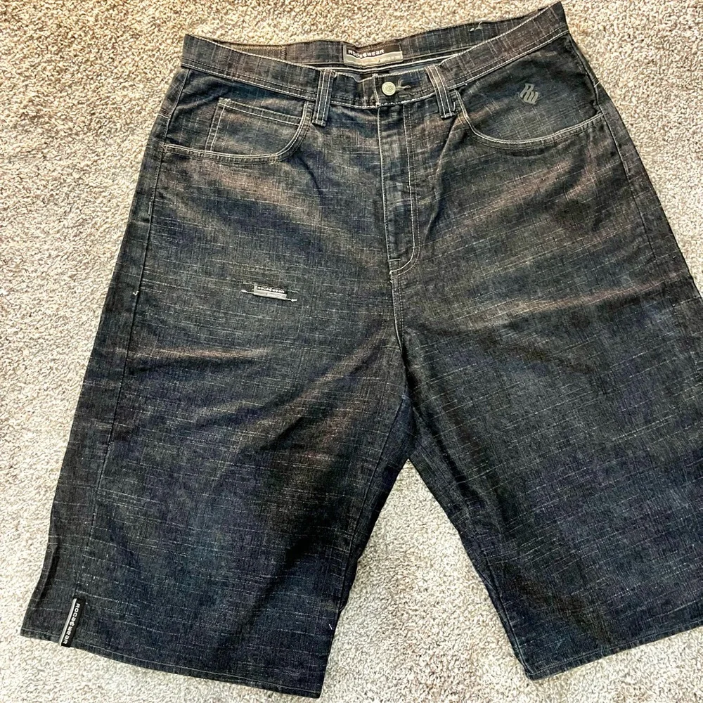 OG Rocawear Shorts - Picture 5 of 8